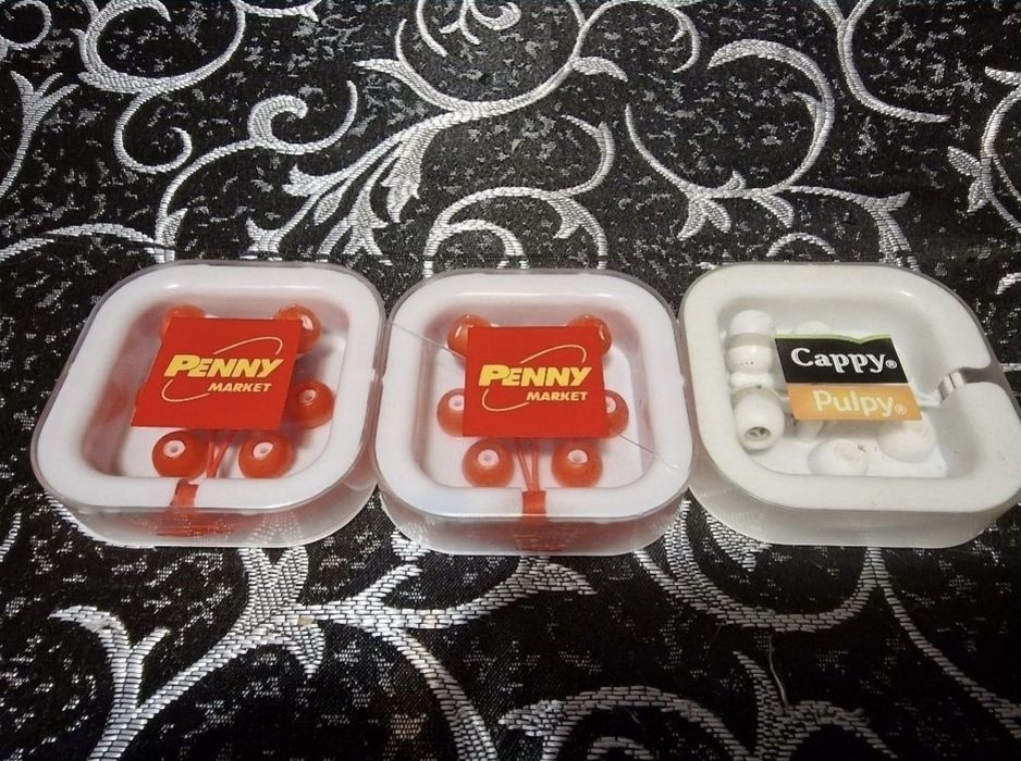 Casti in ear. Penny Cappy