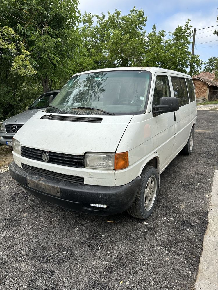 Transporter T4 2.5 бензин/газ ЦЯЛ за части