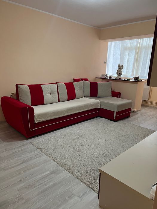 Închiriez apartament două camere