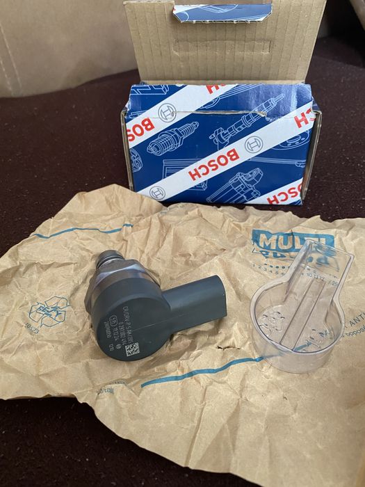 Клапан високо налягане,чисто нов БОШ