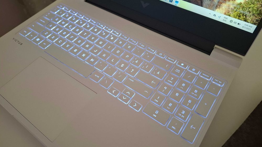 Laptop Gaming HP Victus i7-13620H  32GB RAM  2TB SSD  RTX 4060 8GB Nou