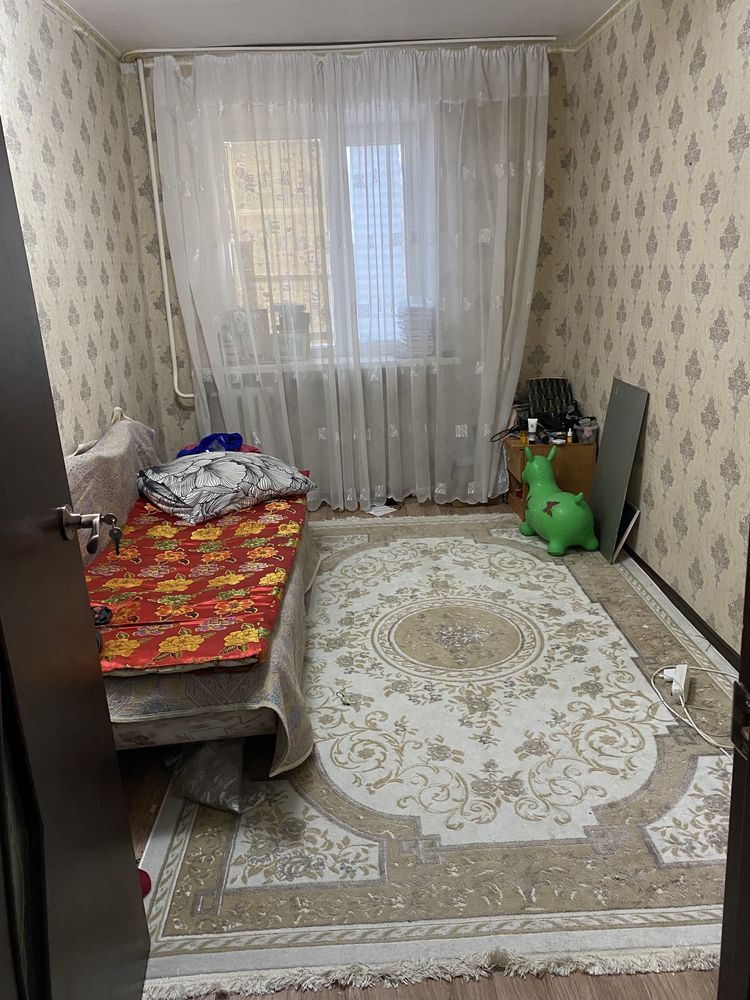 Продается 3-х комнатная квартира в центре