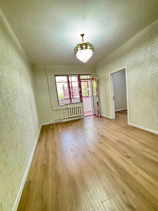 Квартира 2/2/4 
Юнусабад  6 квартал