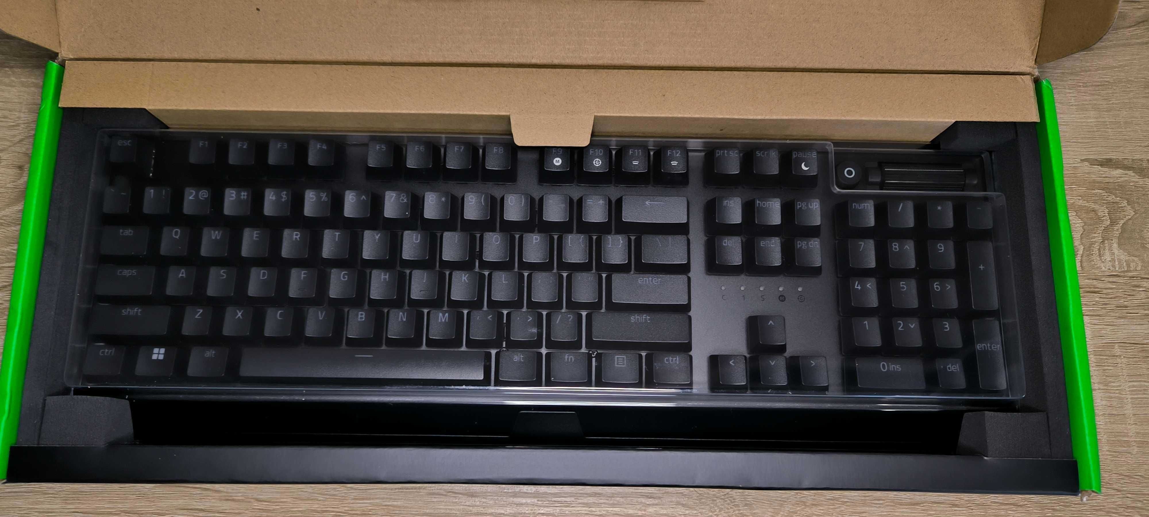 Razer BlackWidow V3 механична геймърска клавиатура