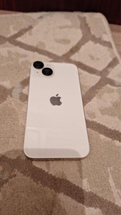 iPhone 14 белый