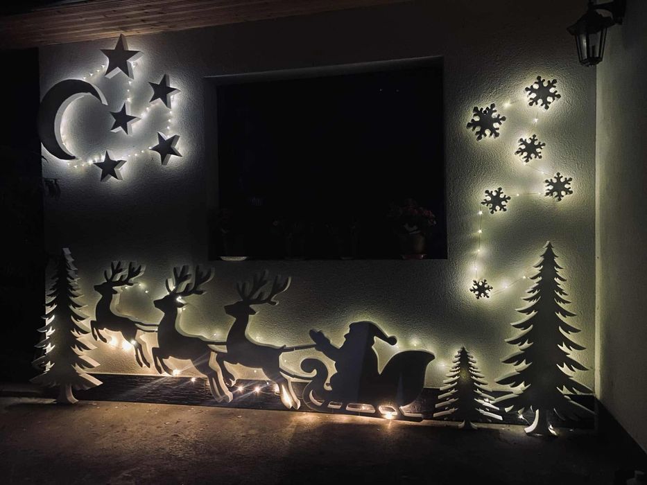 Decor de craciun pe perete din polistiren
