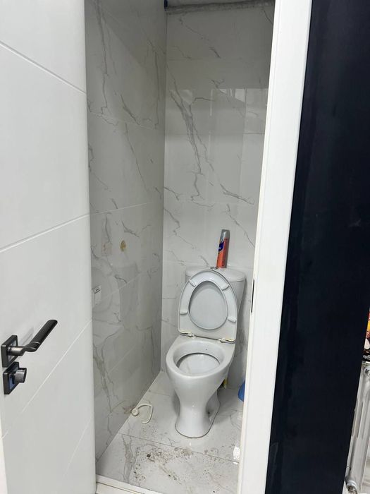 Офис, Турфирма, Салон и др. на Мирабаде  1 линия ( ор -р Эфенди)