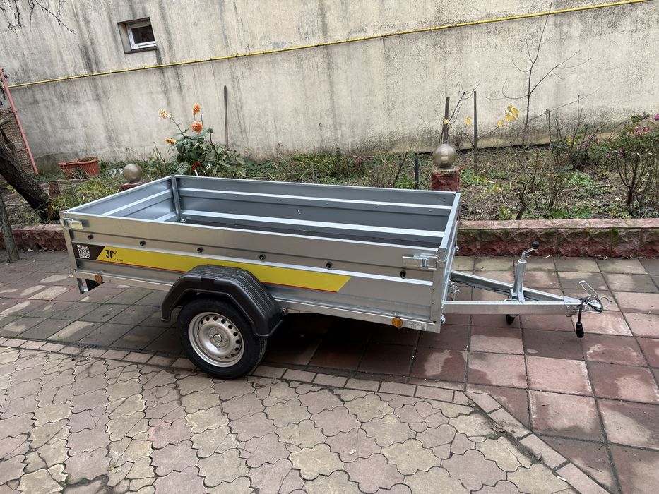 Remorca  750  kg basculabila noua