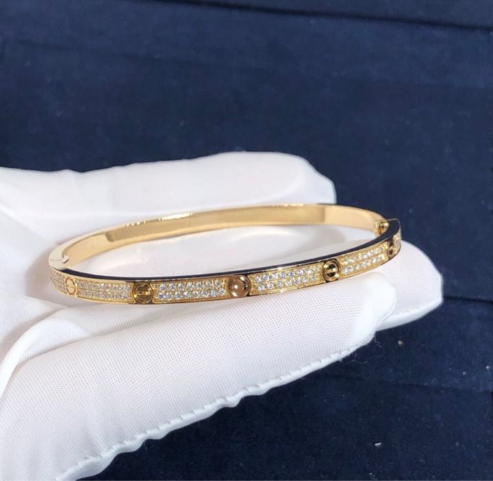 Дамска гривна Cartier Love Small Paved