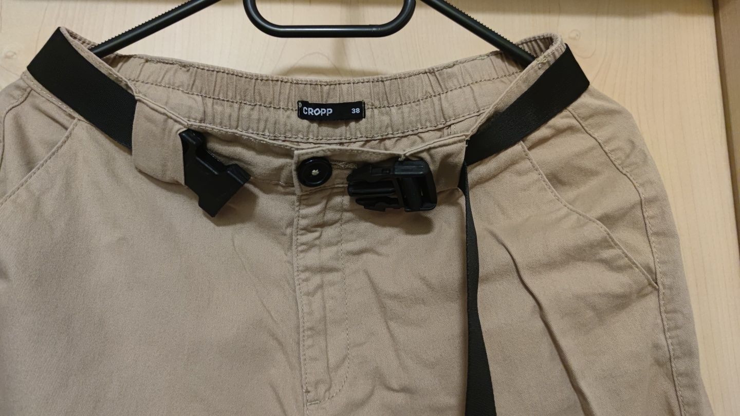 Pantaloni Jogger CROPP, marime 38