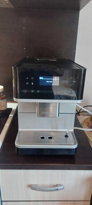 кафеавтомат Miele CM 6100