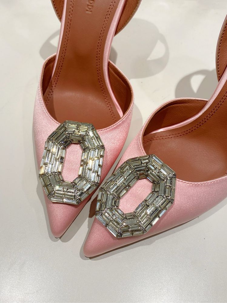 Amina Muaddi 35-42