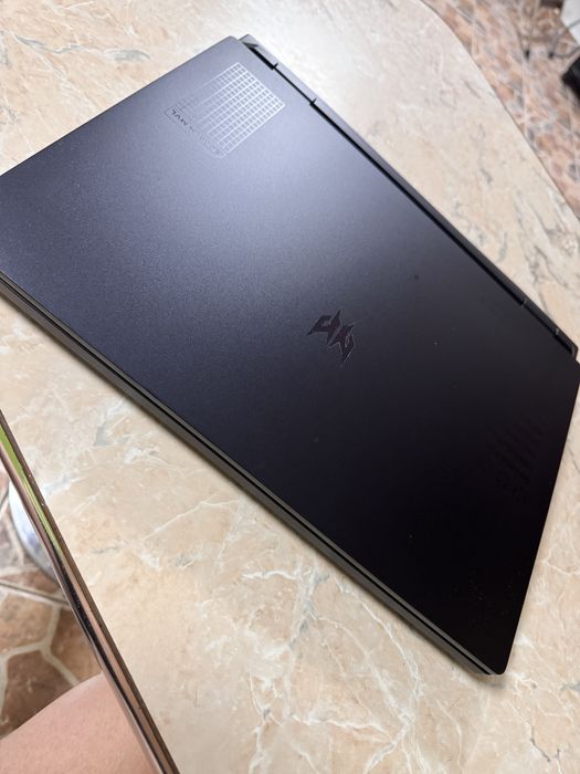 Acer Predator Helios Neo 16 (i7-13700HX + RTX4060) Laptop Gaming