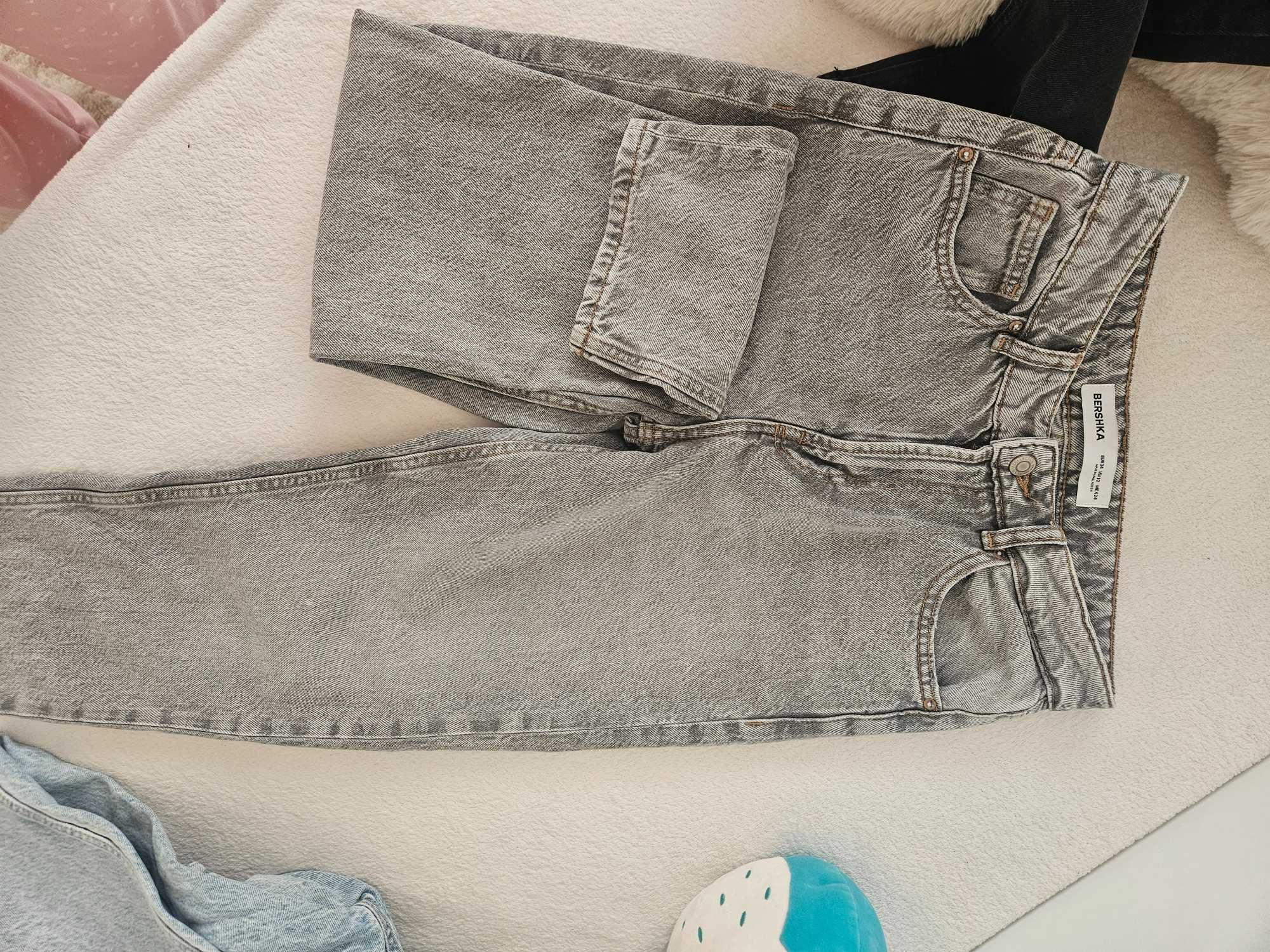 Дамски дънки Bershka и Reserved