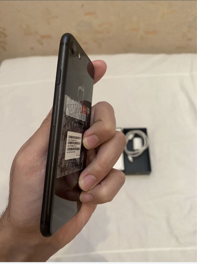iPhone 7 в идеал 128 гб
