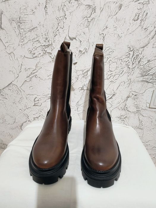 Есенно-Зимна Находка! Чисто Нови Кожени Боти Tamaris Купени от Мюнхен