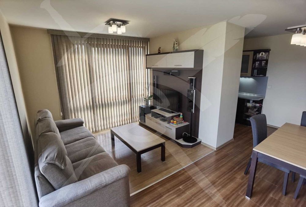 Продава се Тристаен апартамент в Пловдив, Тракия - 109 кв.м за 1901 €/кв.м - Снимка #2