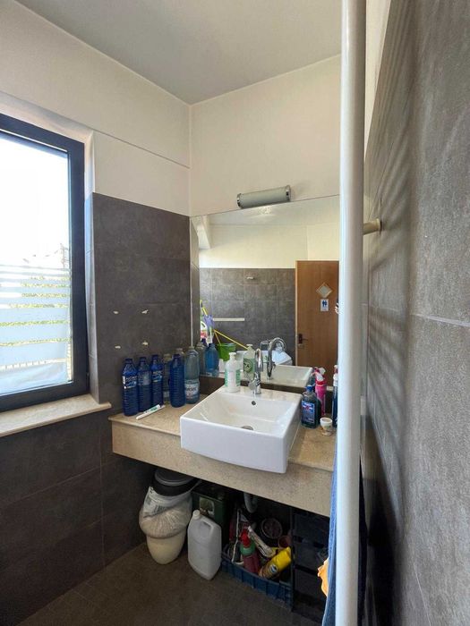 Apartament 3 camere, terasa si vedere la Mitropolie – 6 min de metrou