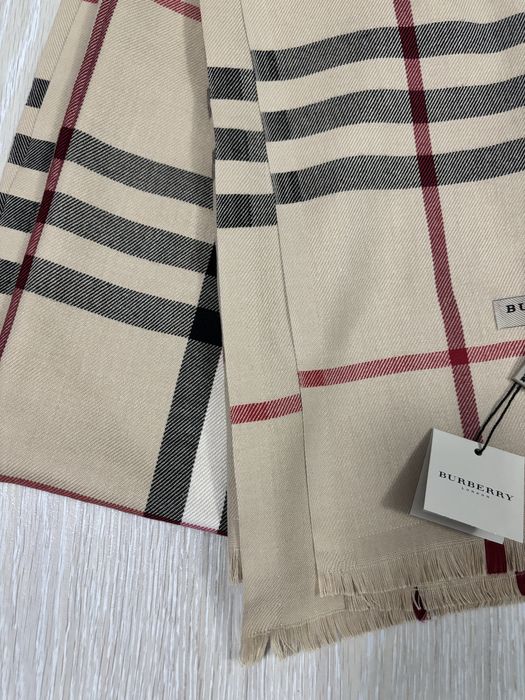 Esarfa Burberry dama