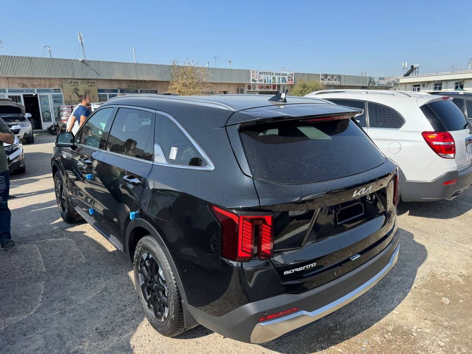 Kia Sorento 2024 yil 2.5  7 O’rinlik