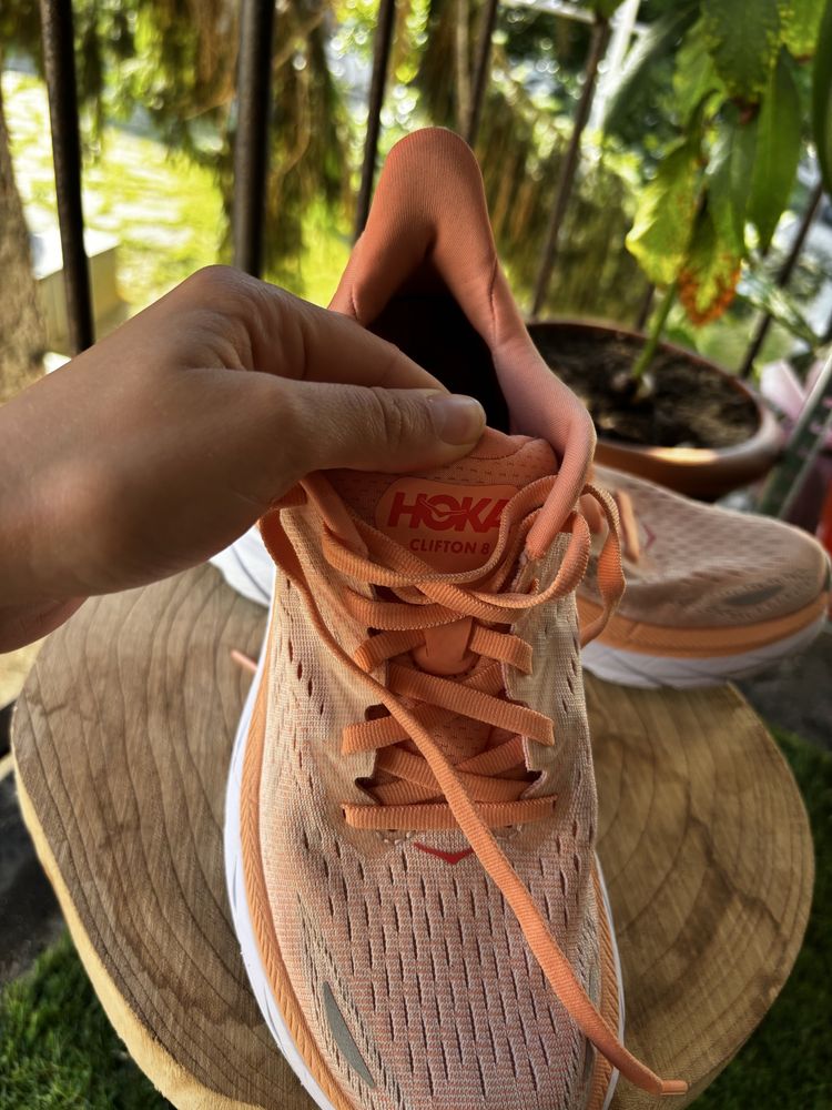 Hoka One One Clifton 8 37 1/3