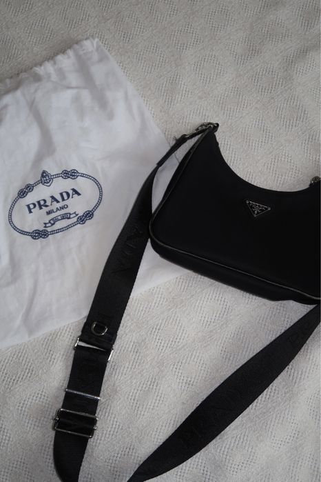Prada черна чанта