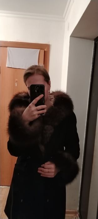 Продам парку, норка