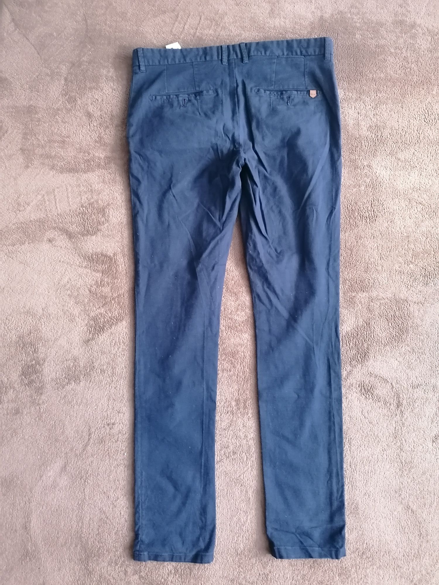 Мъжки тъмно син панталон, размер 31