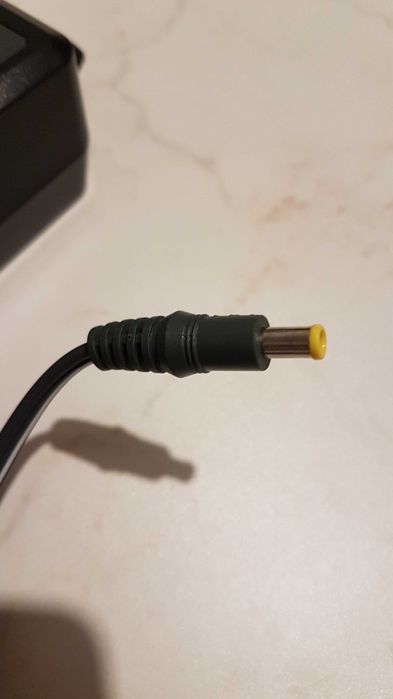 Adaptor original Microsoft 12 Volti 1,3 Amperi