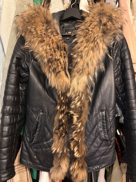 Кожено яке с естествен пух