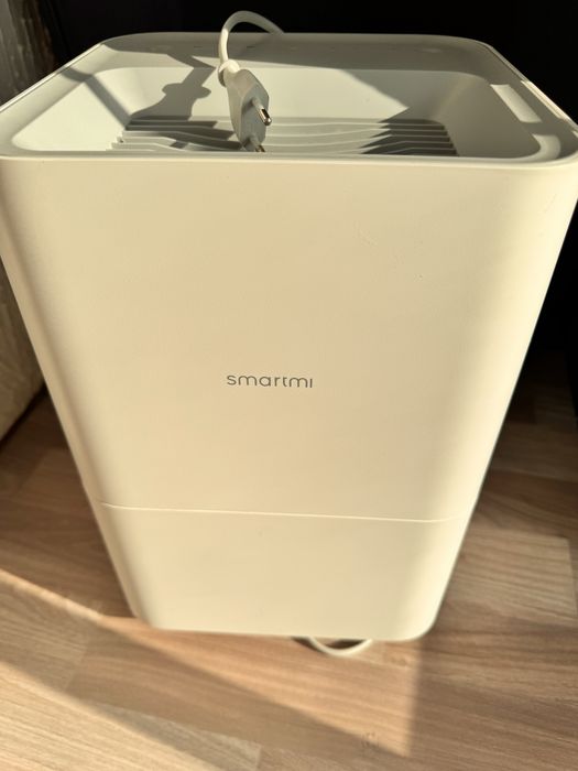 Увлажнитель воздуха продам