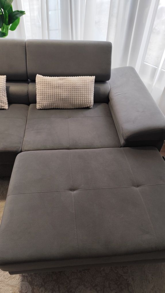 Colțar mobilier 1 in forma de L