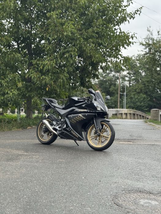 Yamaha YZF R125(A1)-2011