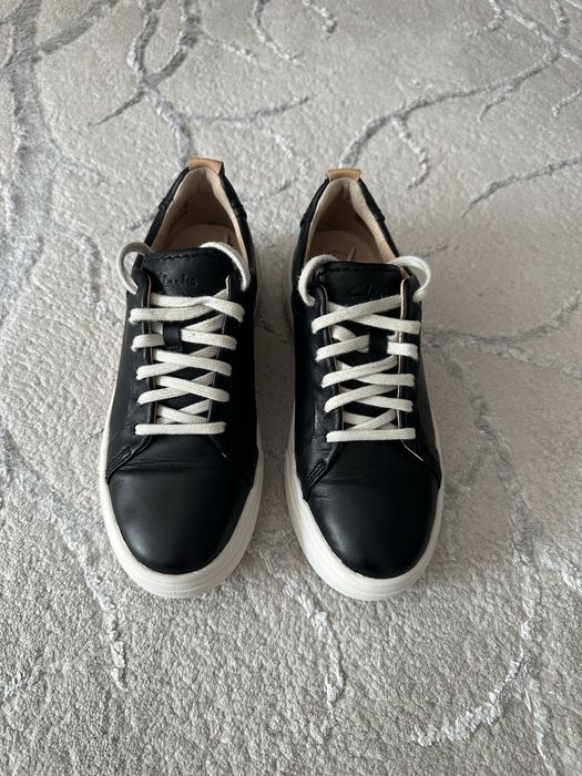 Sneakers din piele Clarks