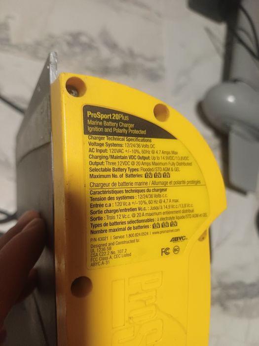 Incarcator/Redresor Baterii ProMariner 20Plus, 3 bancuri