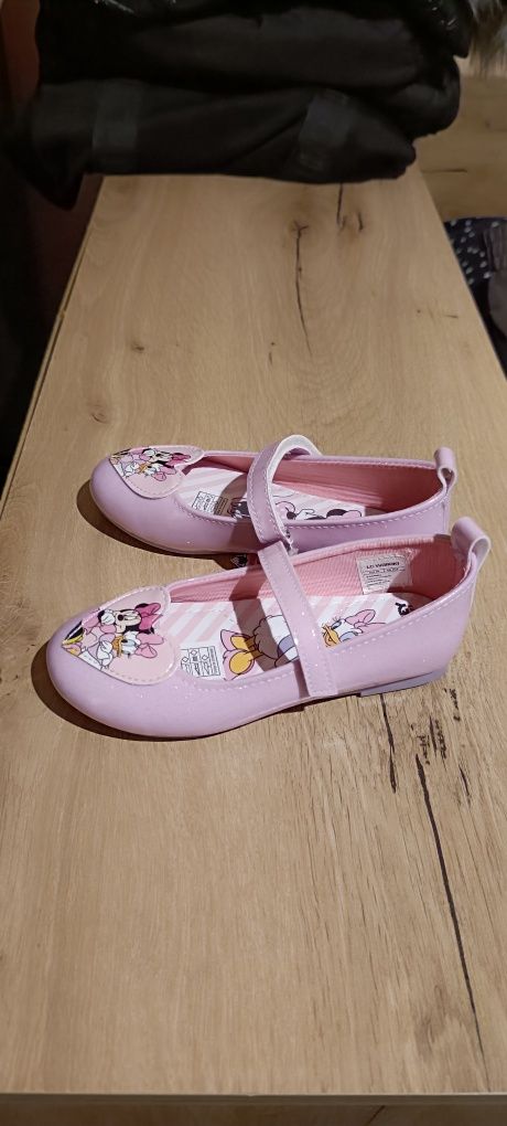 Нови красиви обувки за момиче LCW номер 29