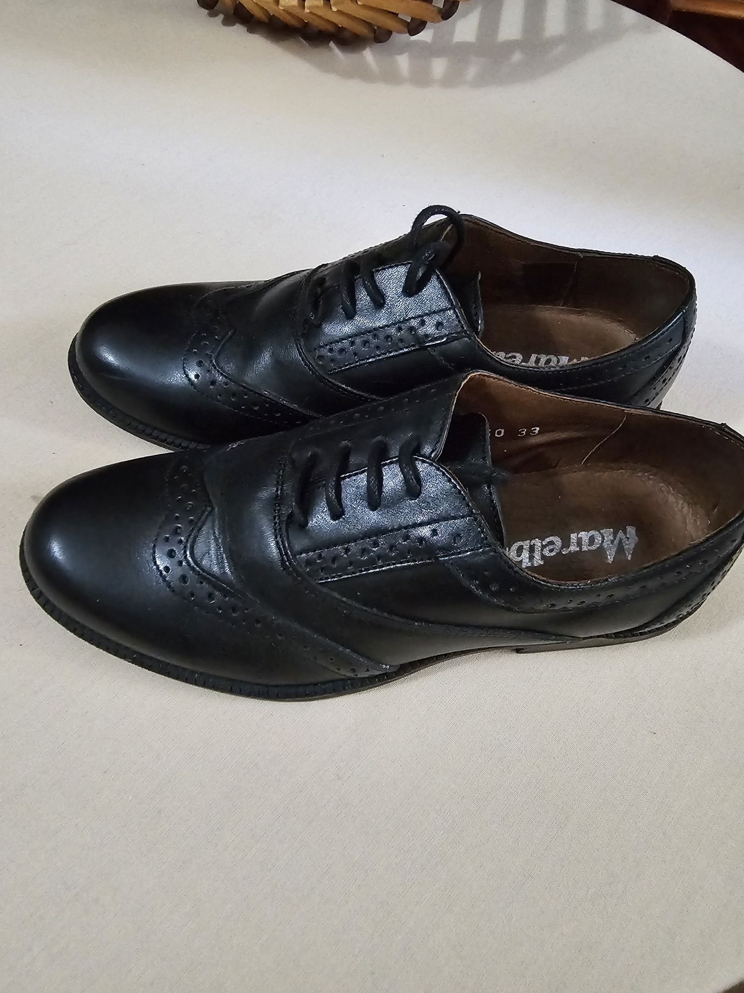 Pantofi piele nr.33 firma Marelbo