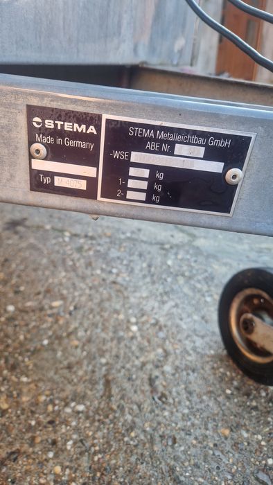 Remorca 750kg Stema