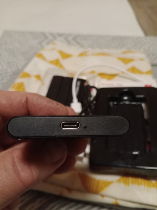 Външен хард диск 2тб