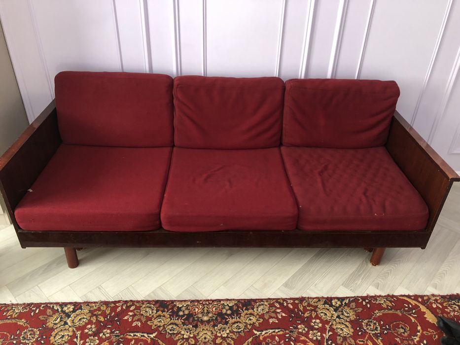 Диван советский в хорошем состоянии