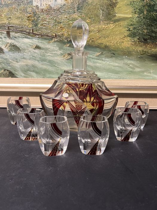Колекционерски,кристал Бохемия/Чехословакия/-гарафа със шест чашки