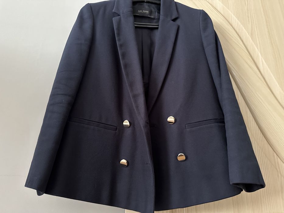 Пиджак ZARA размер xs в отличном состоянии