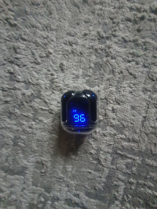 Продам наушники без проводные