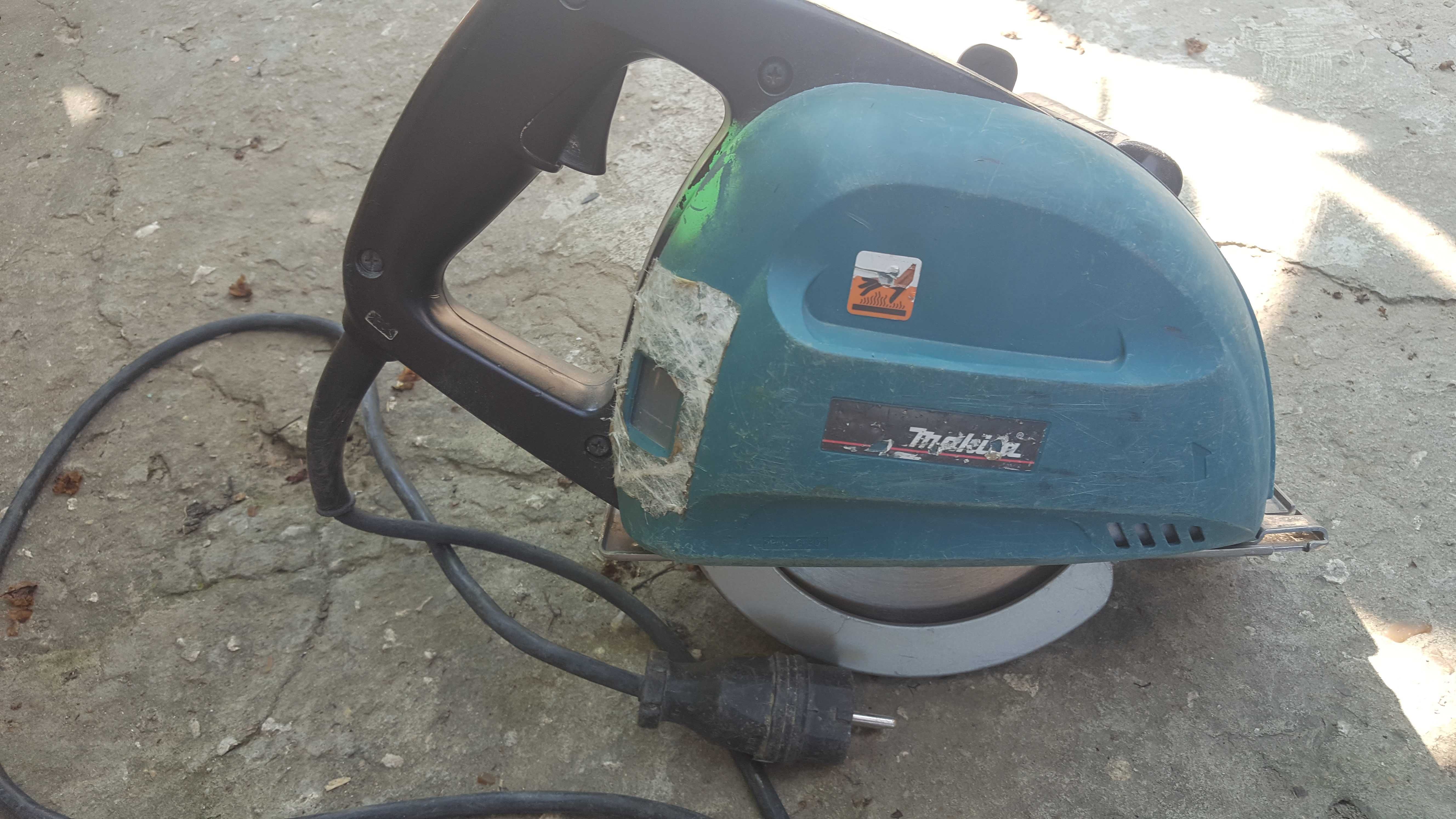 Circular Makita 4131