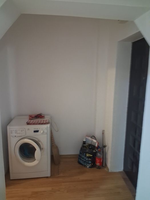 Închiriez garsonieră