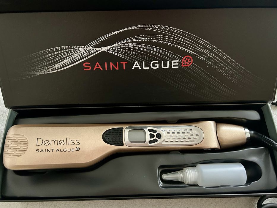 Преса за коса с пара DEMELISS TITANIUM