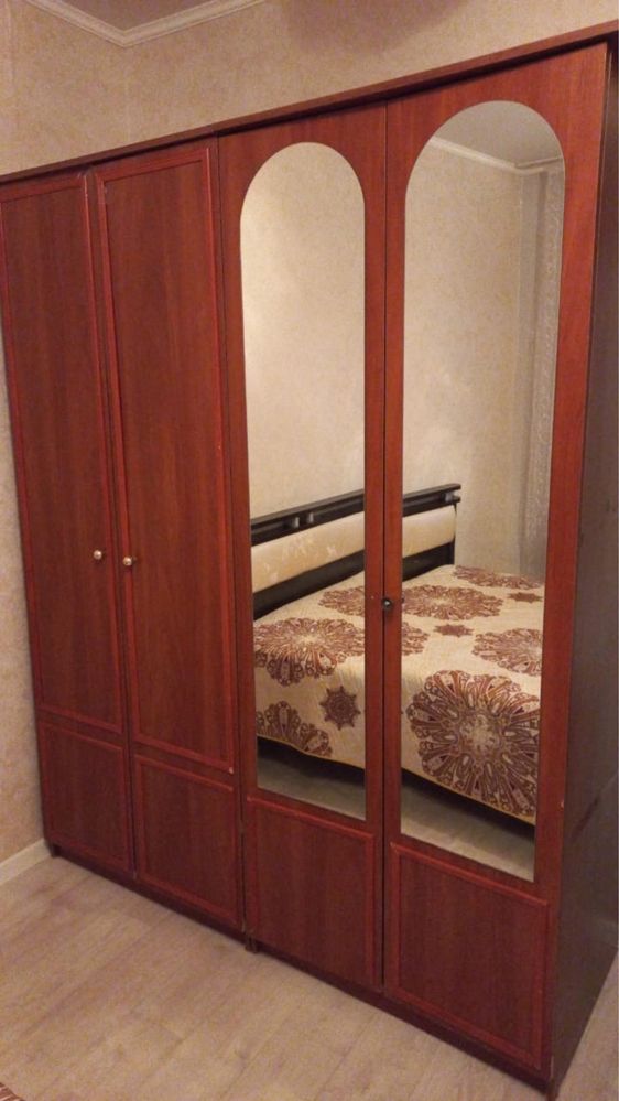 Продается шкаф 15000