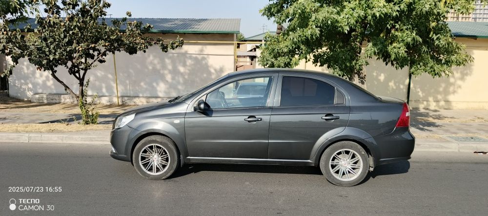 Chevrolet Nexia 3 avtomat