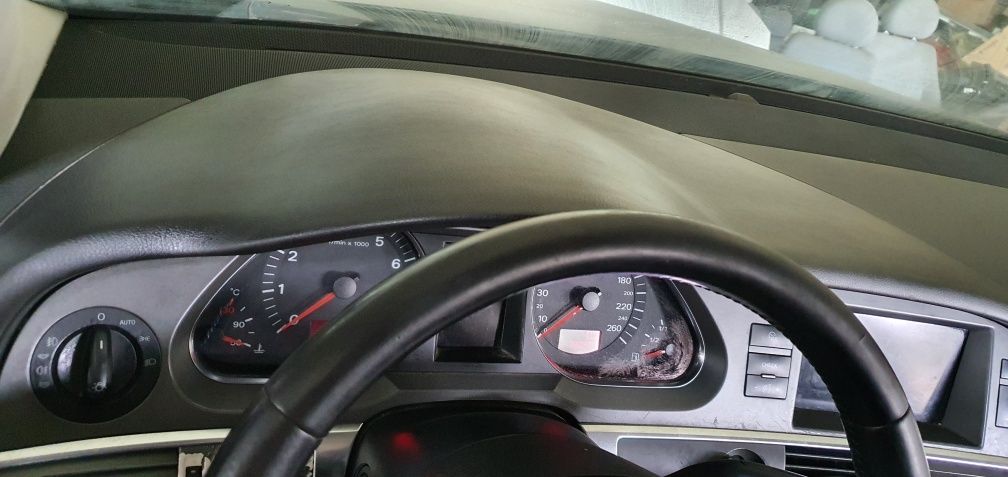 Planșă bord/Ceasuri/Airbag-uri/Consolă centrală/Navigație Audi A6 C6