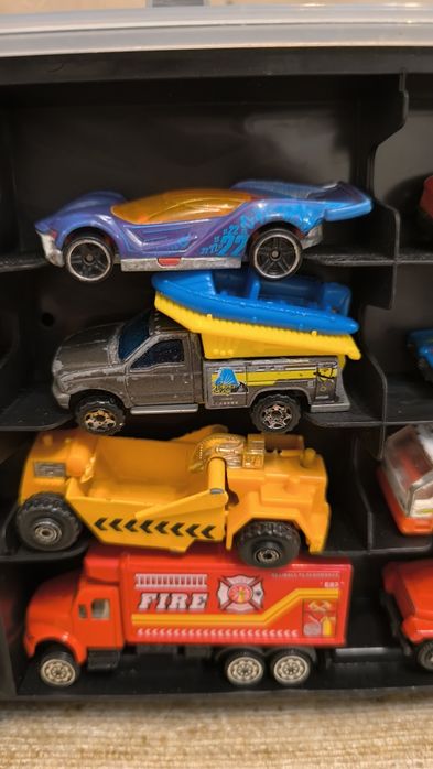 Tir transport mașinute 58 cm + 14 masinute